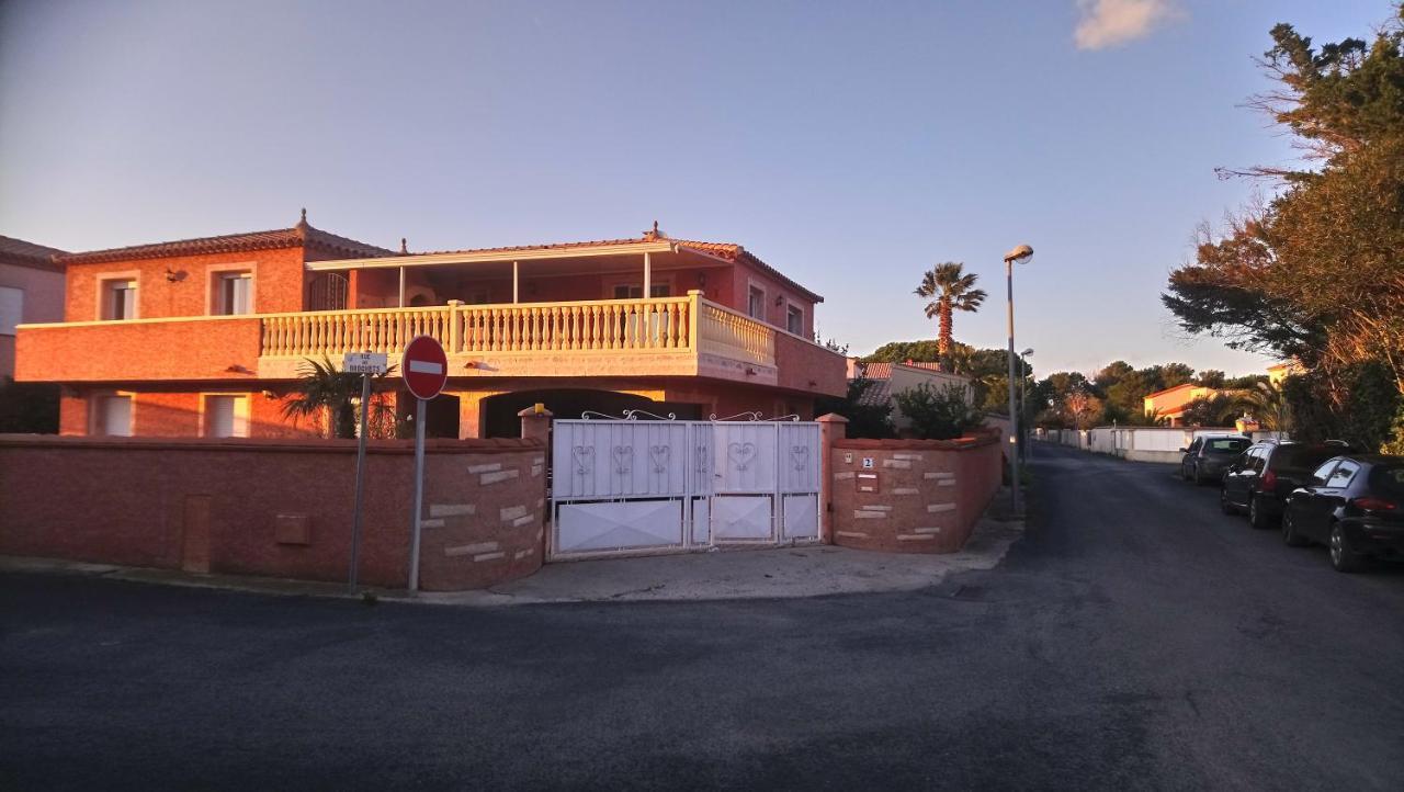 Appartement Dans Résidence Avec Piscine - à 500m Sainte-Marie-la-Mer